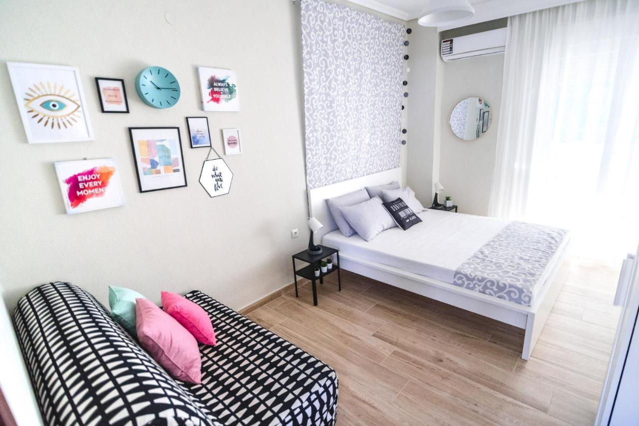 Sea Breeze Vibes Apartment Néa Péramos Bagian luar foto
