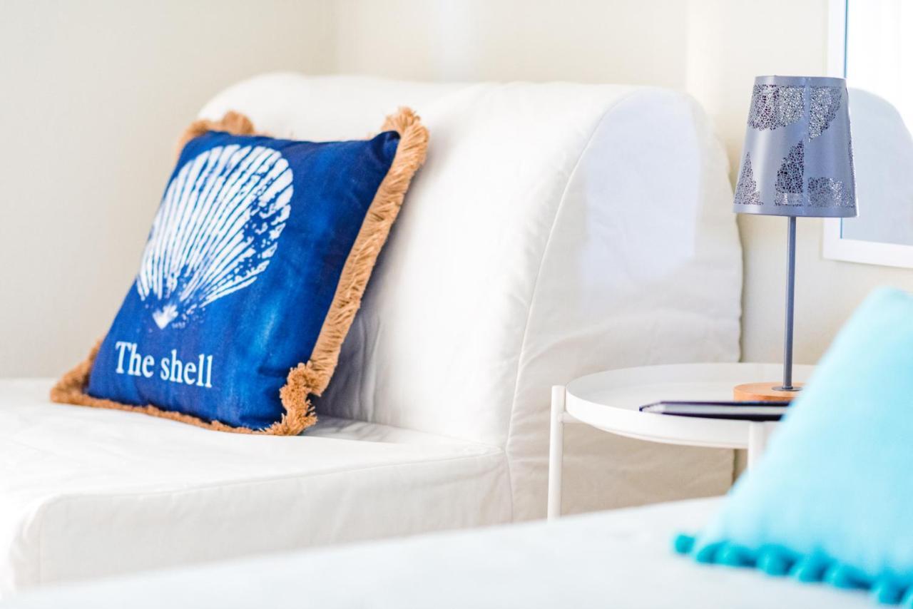 Sea Breeze Vibes Apartment Néa Péramos Bagian luar foto